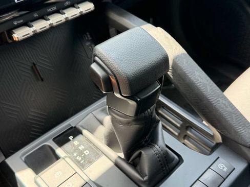 Used 2025 Toyota Tacoma SR5 RWD image 25