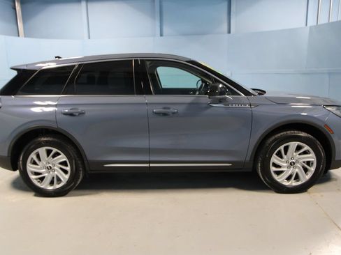 Used 2025 Lincoln Corsair FWD image 31