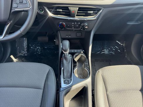 Used 2025 Buick Encore GX Preferred image 39