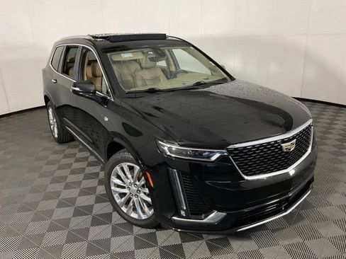 Used 2020 Cadillac XT6 Premium Luxury w/ Platinum Package AWD/4WD image 38