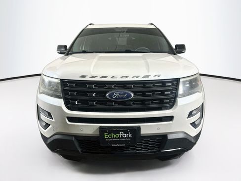 Used 2017 Ford Explorer Sport AWD/4WD image 2