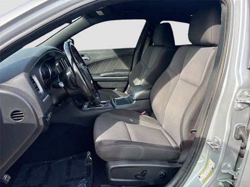 Used 2019 Dodge Charger SXT image 23