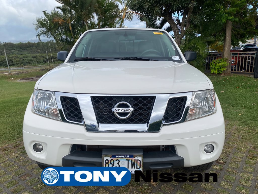 Used 2017 Nissan Frontier SV w/ SV Value Truck Package AWD/4WD image 2