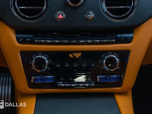 Used 2024 Rolls-Royce Ghost image 28