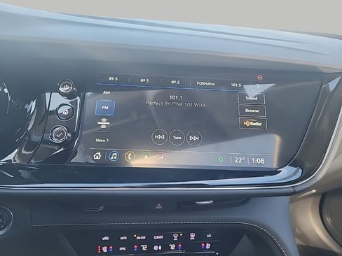 Used 2023 Buick Envision Avenir image 21