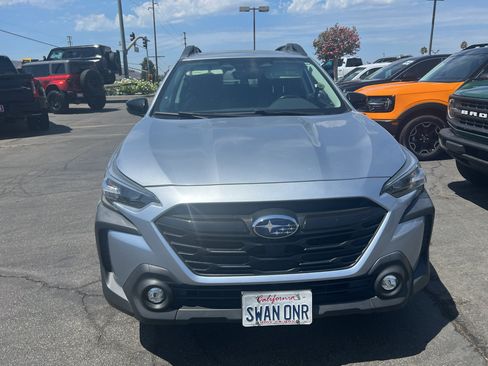Used 2023 Subaru Outback Onyx Edition XT AWD/4WD image 5