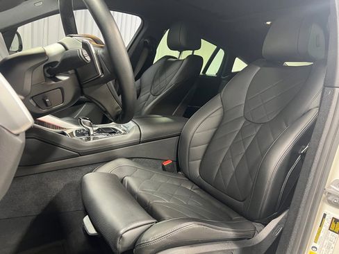 Used 2023 BMW X6 xDrive40i image 23