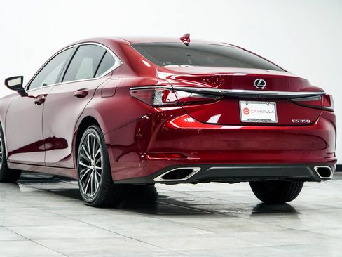 Used 2025 Lexus ES 350 w/ Premium Package FWD image 11