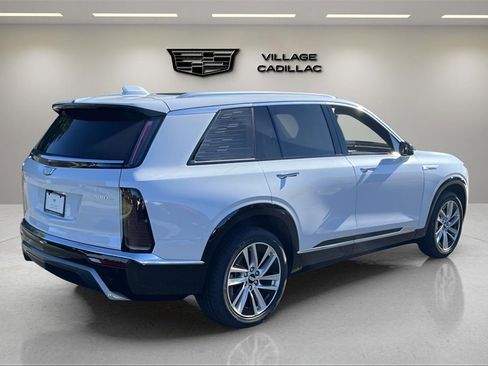 New 2026 Cadillac Vistiq Luxury image 5