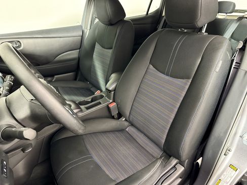 Used 2023 Nissan Leaf S image 17