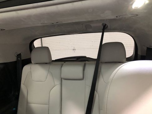 Used 2022 Kia Telluride SX w/ SX Prestige Package image 47