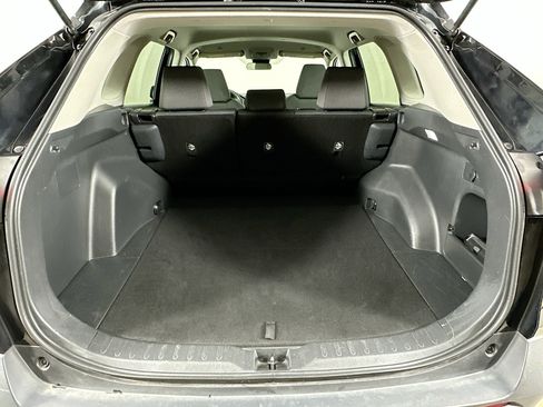 Used 2024 Toyota RAV4 XLE image 28