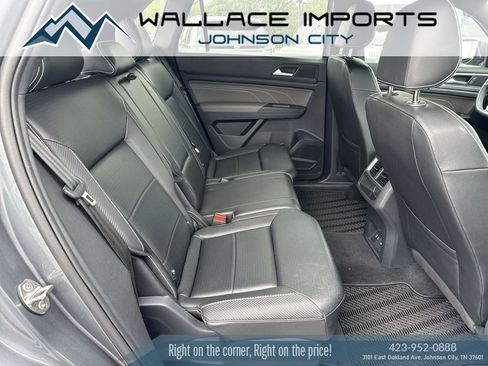 Used 2022 Volkswagen Atlas Cross Sport SE AWD/4WD image 43