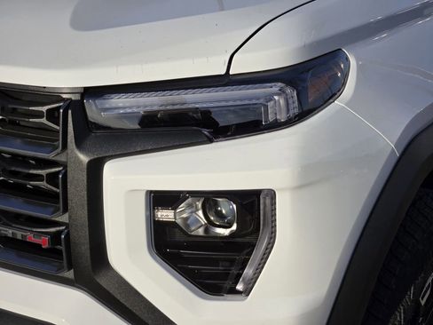 New 2026 GMC Canyon AT4 image 6