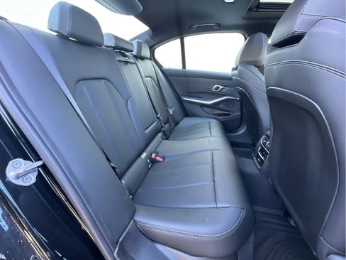 Certified 2025 BMW 330i xDrive Sedan w/ Convenience Package AWD/4WD image 20