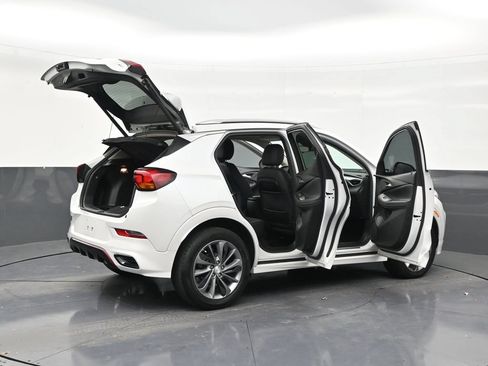 Used 2022 Buick Encore GX Select w/ Sport Touring Package FWD image 29
