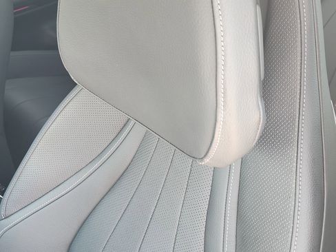 Used 2025 Mercedes-Benz CLE 300 4MATIC Coupe image 16