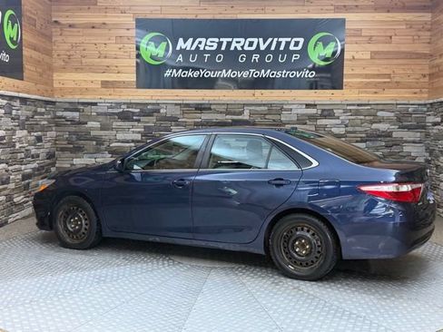 Used 2016 Toyota Camry XLE w/ Moonroof Package FWD image 10