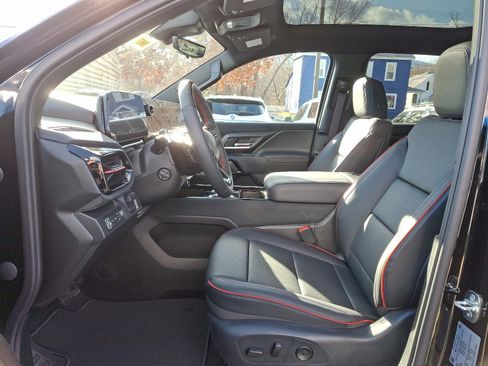 New 2025 Chevrolet Silverado EV RST image 13