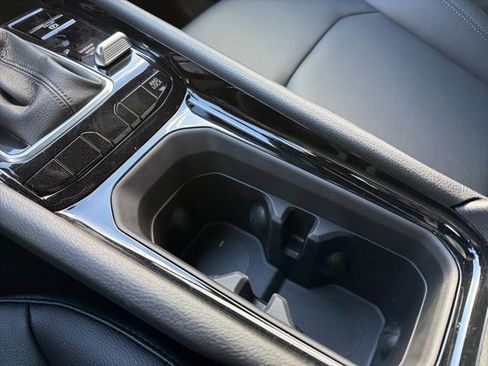 New 2026 Jeep Compass Limited image 17