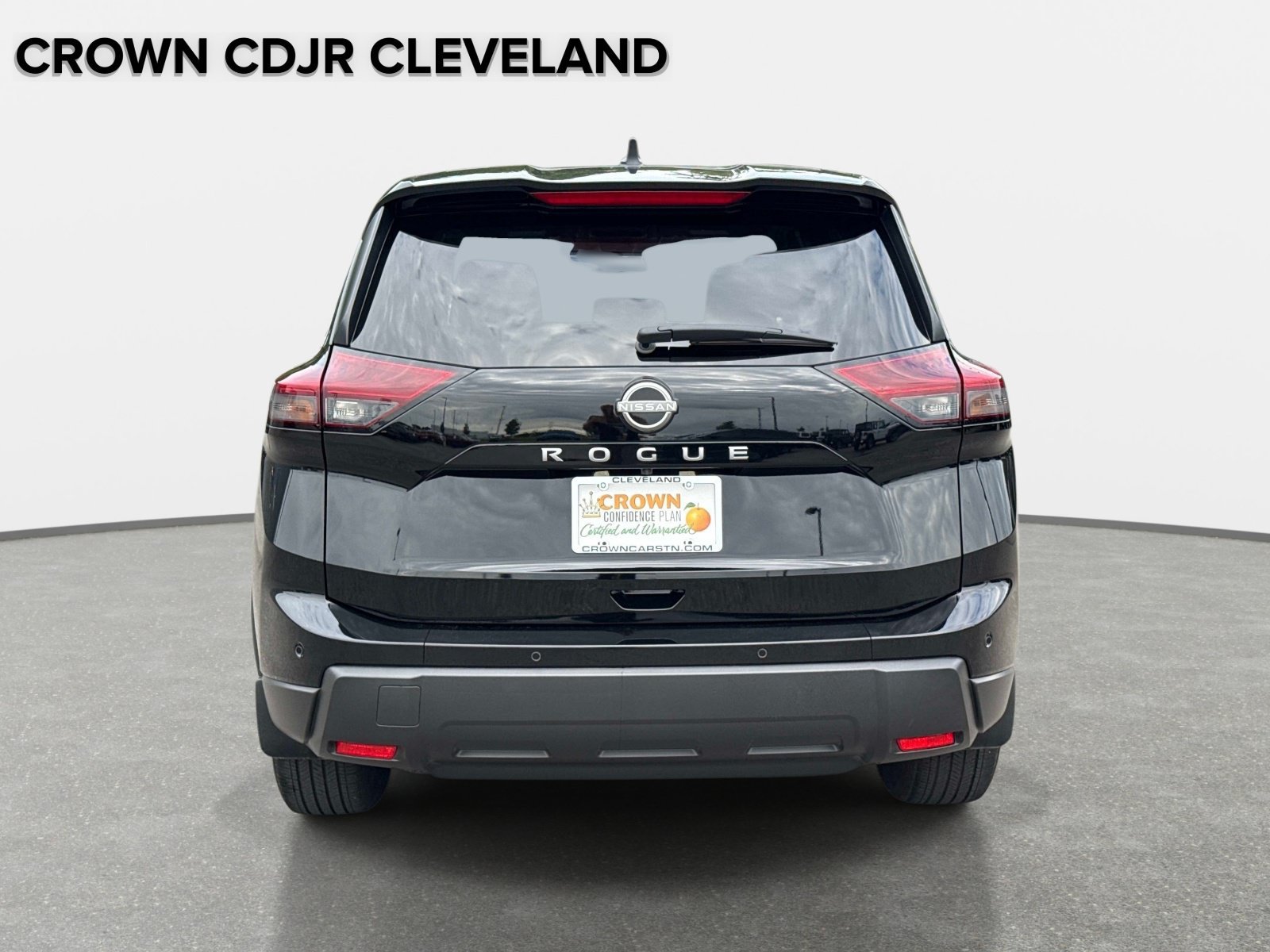 Used 2026 Nissan Rogue S FWD image 5