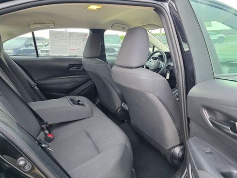 Used 2023 Toyota Corolla LE FWD image 12
