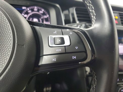 Used 2019 Volkswagen Golf R 4-Door image 24