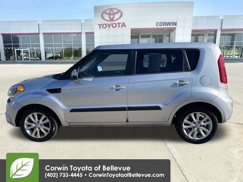Used 2012 Kia Soul + w/ Audio Pkg FWD image 2
