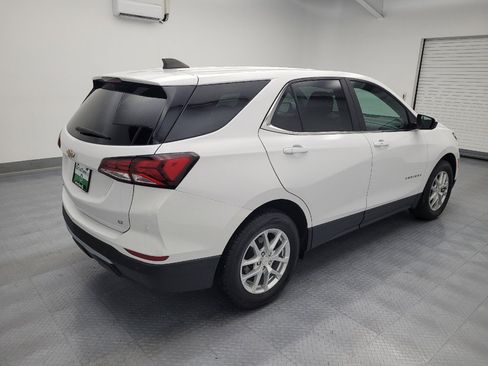 Used 2022 Chevrolet Equinox LT FWD image 10