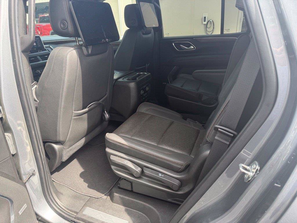 Used 2021 Chevrolet Tahoe High Country w/ Premium Package AWD/4WD image 10