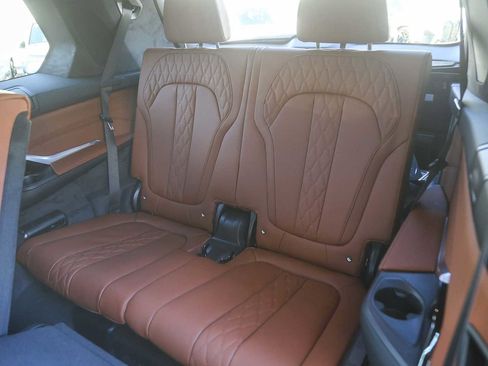 New 2026 BMW ALPINA XB7 image 16