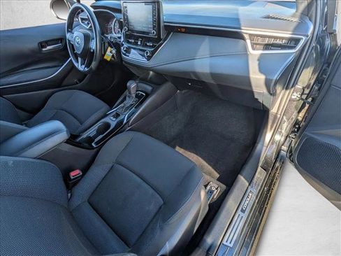 Used 2022 Toyota Corolla SE FWD image 19