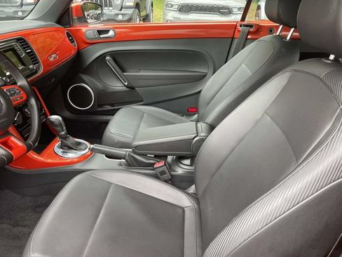 Used 2017 Volkswagen Beetle 1.8T S FWD image 11