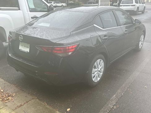 Used 2025 Nissan Sentra S FWD image 4