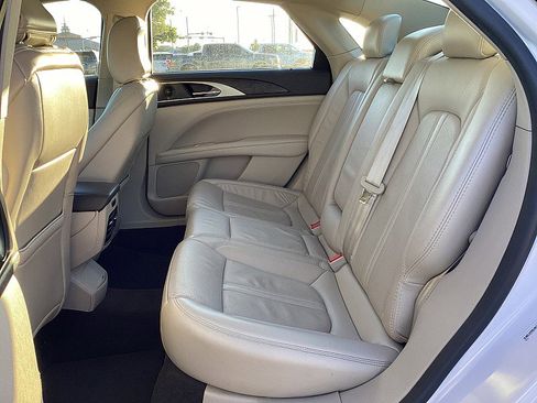 Used 2020 Lincoln MKZ Reserve w/ Monochromatic Package image 15