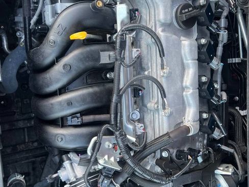 Used 2022 Toyota Corolla LE image 14