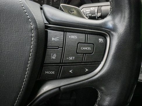 Used 2018 Lexus LS 500 w/ Luxury Package RWD image 20