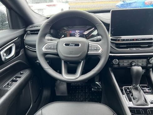 New 2026 Jeep Compass Limited image 18