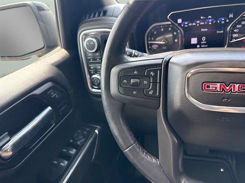 Used 2022 GMC Sierra 1500 AT4 w/ AT4 Carbonpro Edition AWD/4WD image 18