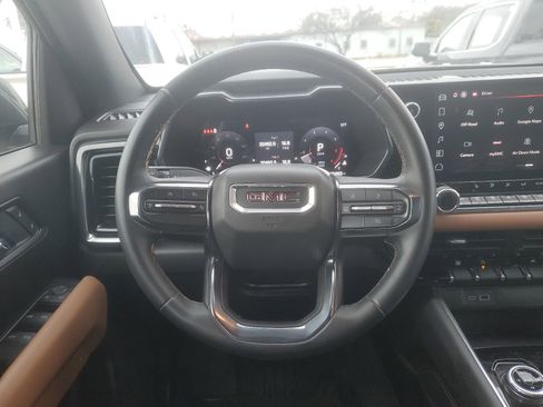 Certified 2024 GMC Canyon AT4 w/ LPO, Off Road Lift Package image 11