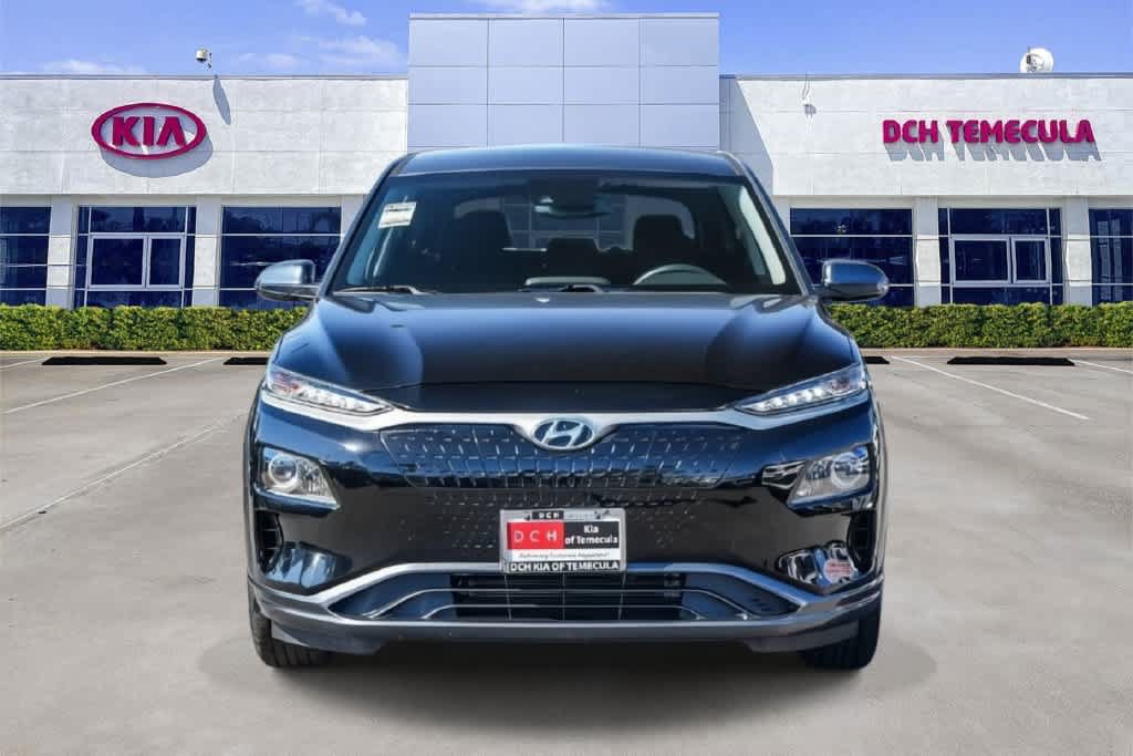 Used 2020 Hyundai Kona SEL FWD image 2