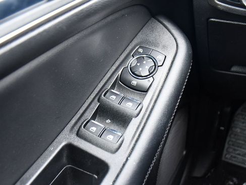 Used 2024 Ford Edge SEL w/ Convenience Package image 23