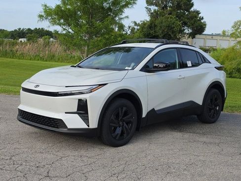 New 2026 Toyota C-HR AWD/4WD image 33