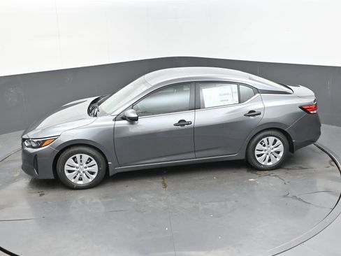 Certified 2025 Nissan Sentra S image 32