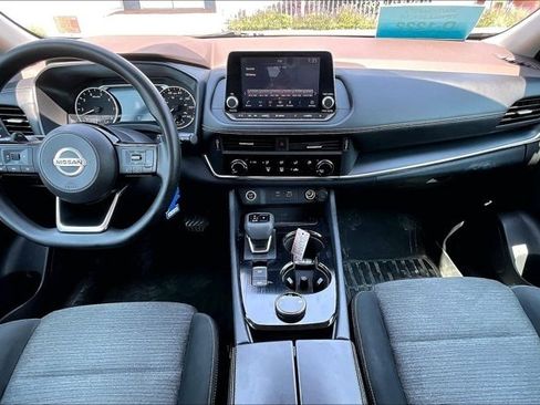 Used 2021 Nissan Rogue S AWD/4WD image 7