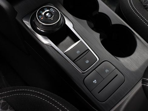 Certified 2025 Ford Escape Active image 34