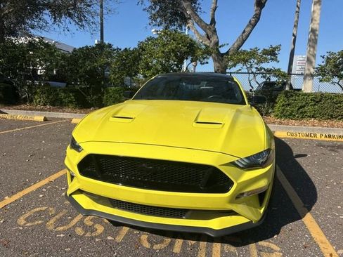 Used 2021 Ford Mustang GT Premium w/ Equipment Group 401A image 3