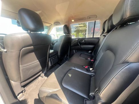 Used 2021 Nissan Armada SV AWD/4WD image 13