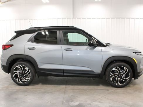 New 2026 Chevrolet TrailBlazer RS w/ Convenience Package FWD image 11