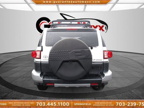 Used 2011 Toyota FJ Cruiser 4WD image 6